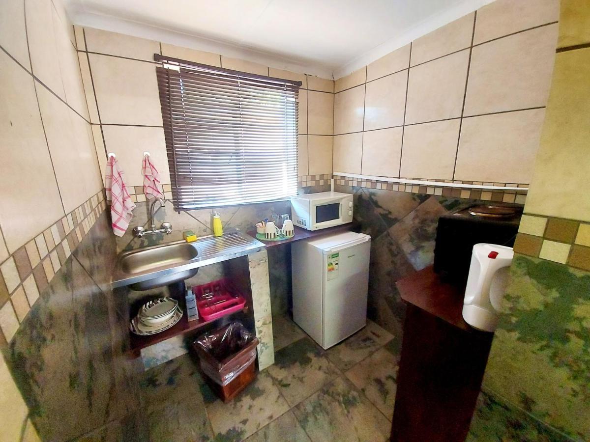 Sundown Lodge Komatipoort Δωμάτιο φωτογραφία